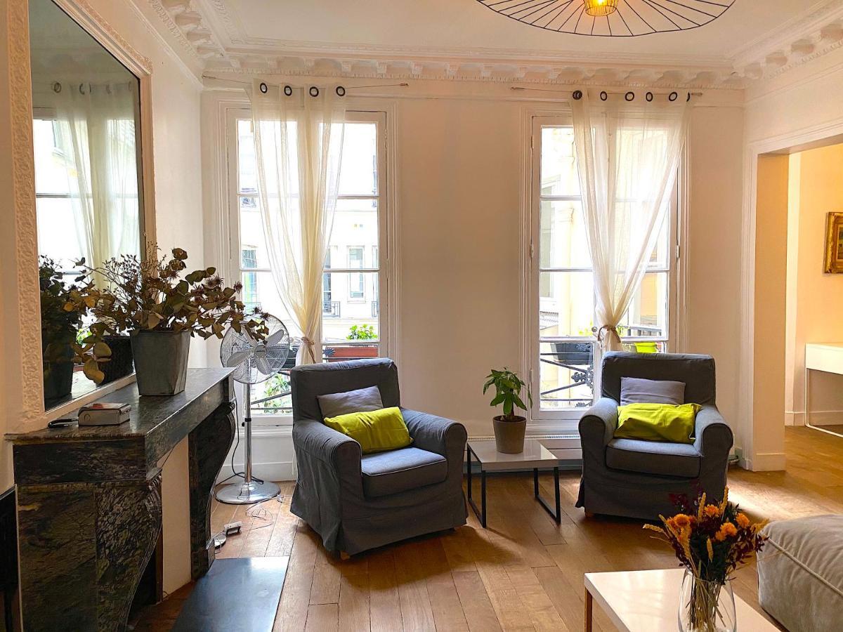 Real Parisian Apartment With 2 Bedrooms And Ac Bagian luar foto