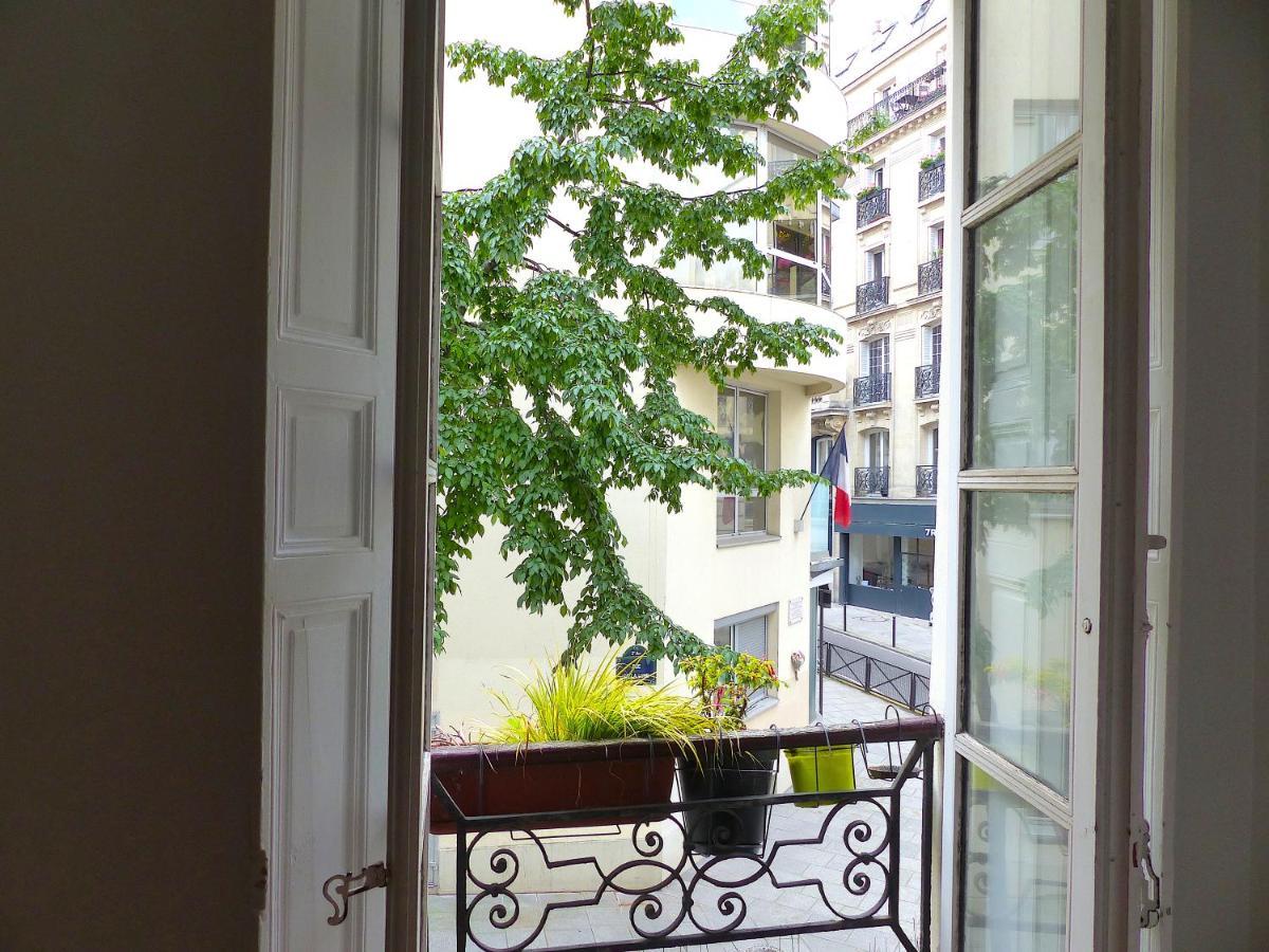 Real Parisian Apartment With 2 Bedrooms And Ac Bagian luar foto
