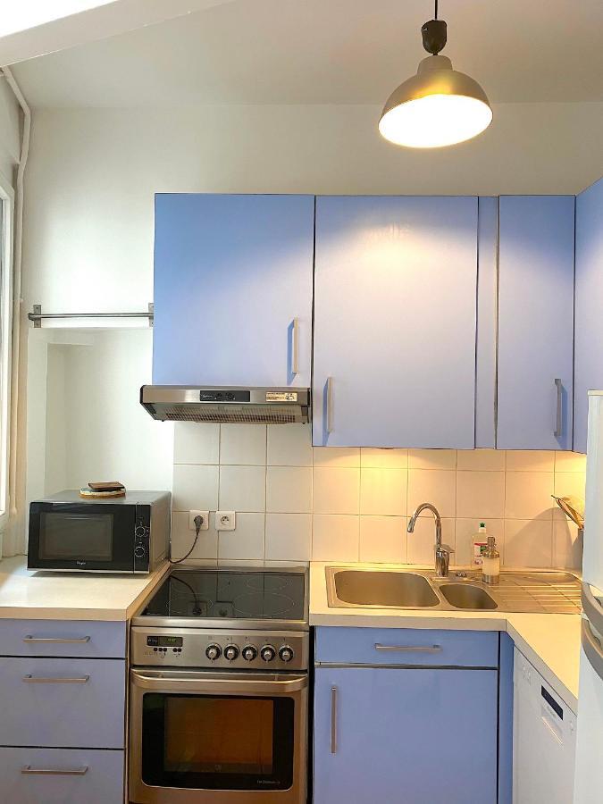 Real Parisian Apartment With 2 Bedrooms And Ac Bagian luar foto